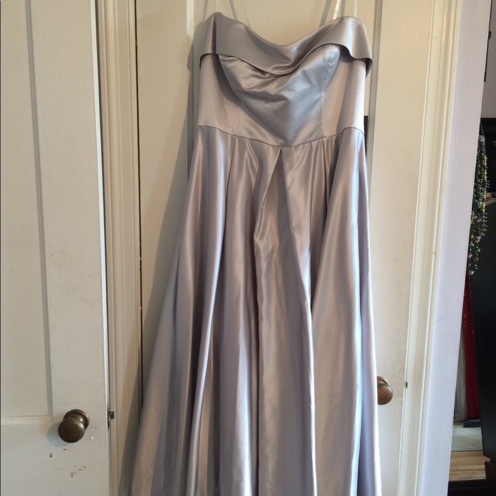 Beautiful silver strapless dress
